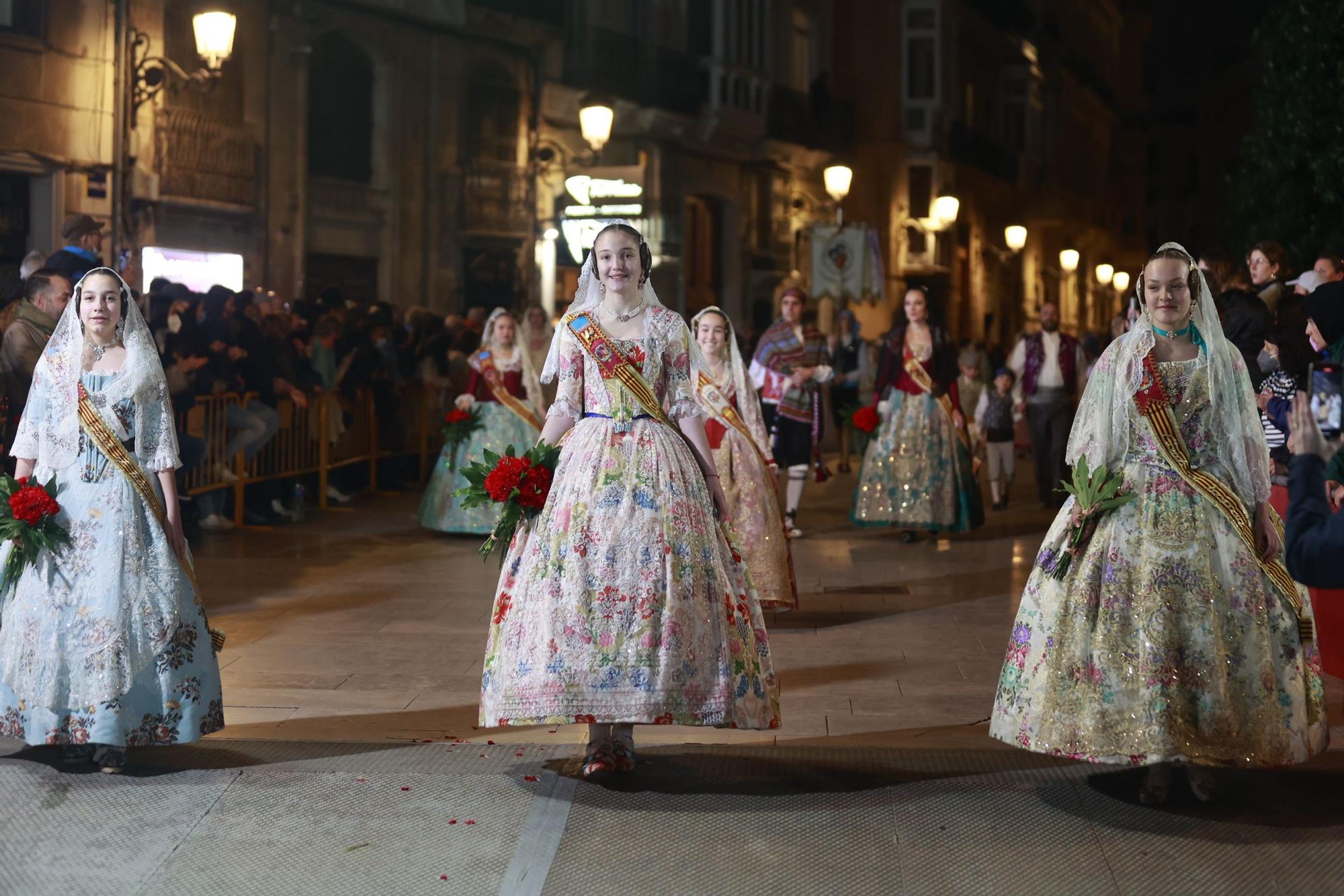 Búscate en el segundo día de ofrenda por la calle Quart (entre las 19:00 a las 20:00 horas)