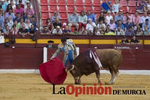 Segunda corrida de Feria: Enrique Ponce, Manzanares y Cayetano
