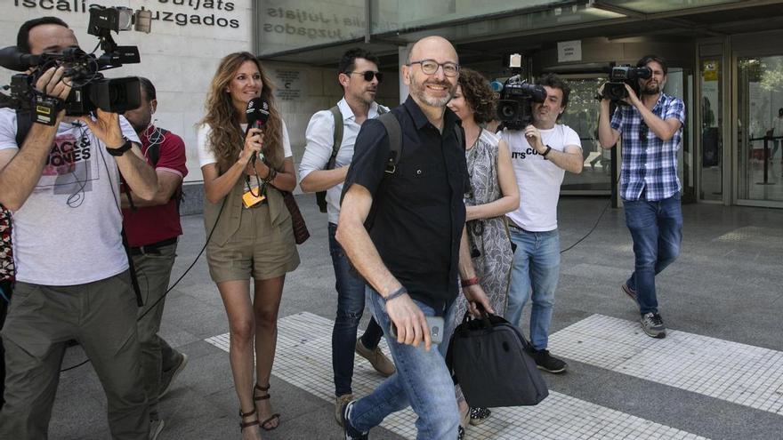 La Guardia Civil detecta facturas cruzadas en las ayudas al valenciano a las empresas dirigidas por el hermano de Ximo Puig