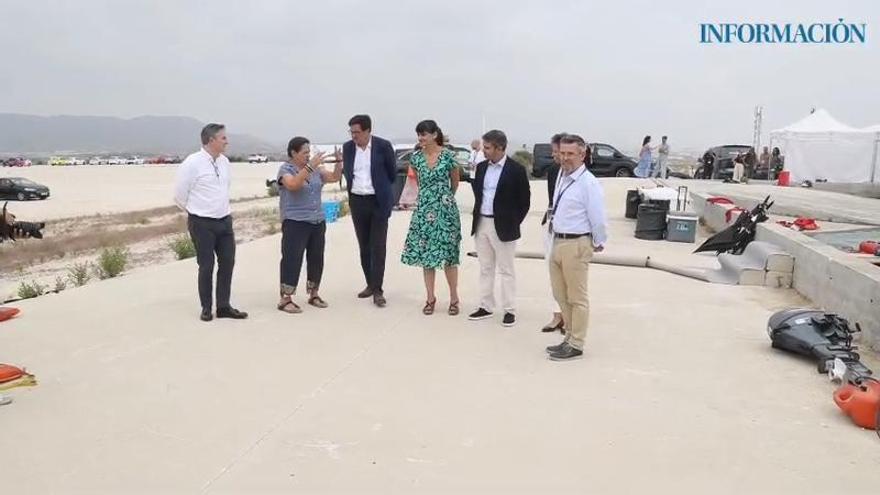 El ministro Óscar López visita los estudios de Ciudad de la Luz en Alicante