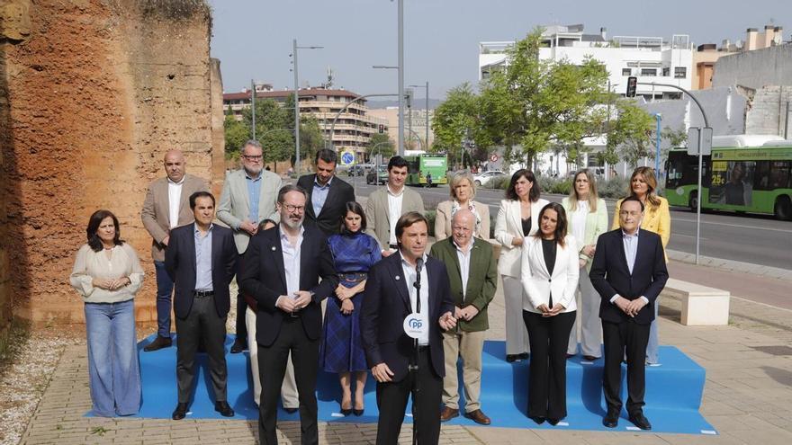 Así es la candidatura del PP a las elecciones andaluzas por Córdoba: veteranía y gestión