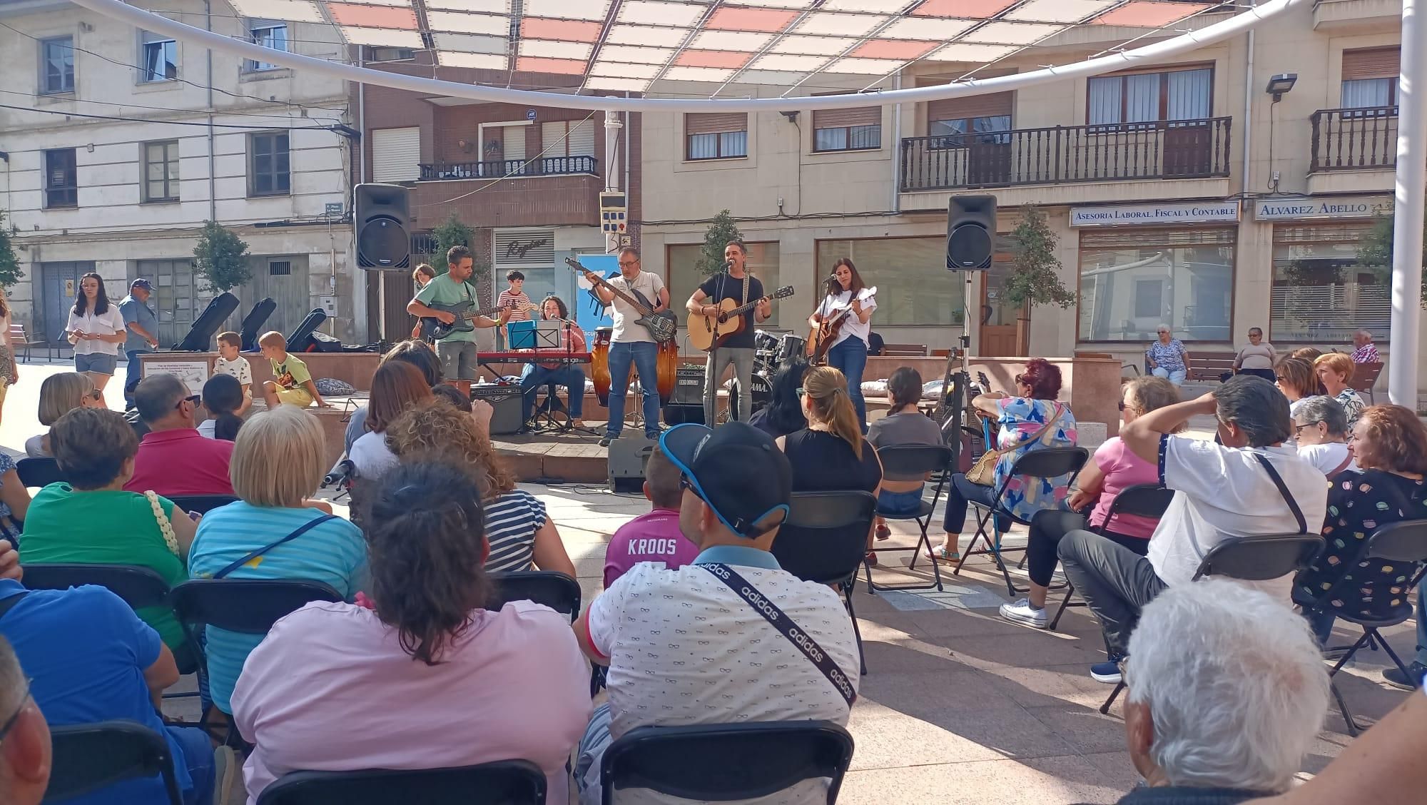 Grado arranca con música el programa "Emplazarte" de "cultura de calle"
