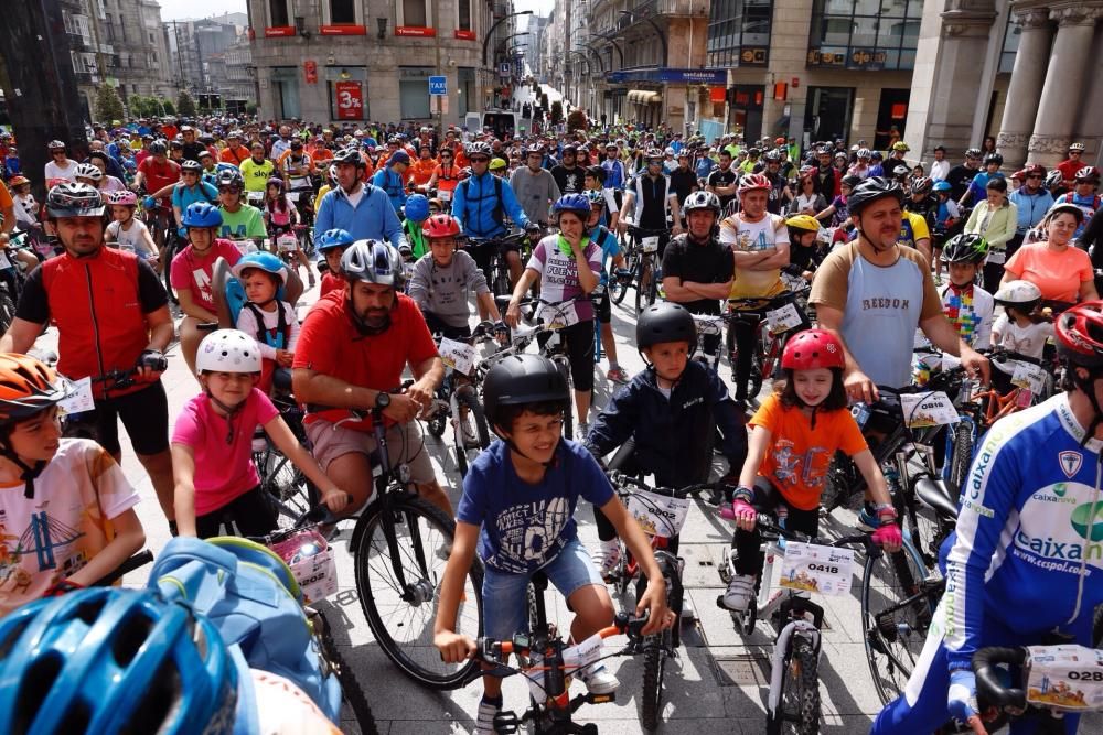 "A Pedaliña" pone a Vigo encima de la bici