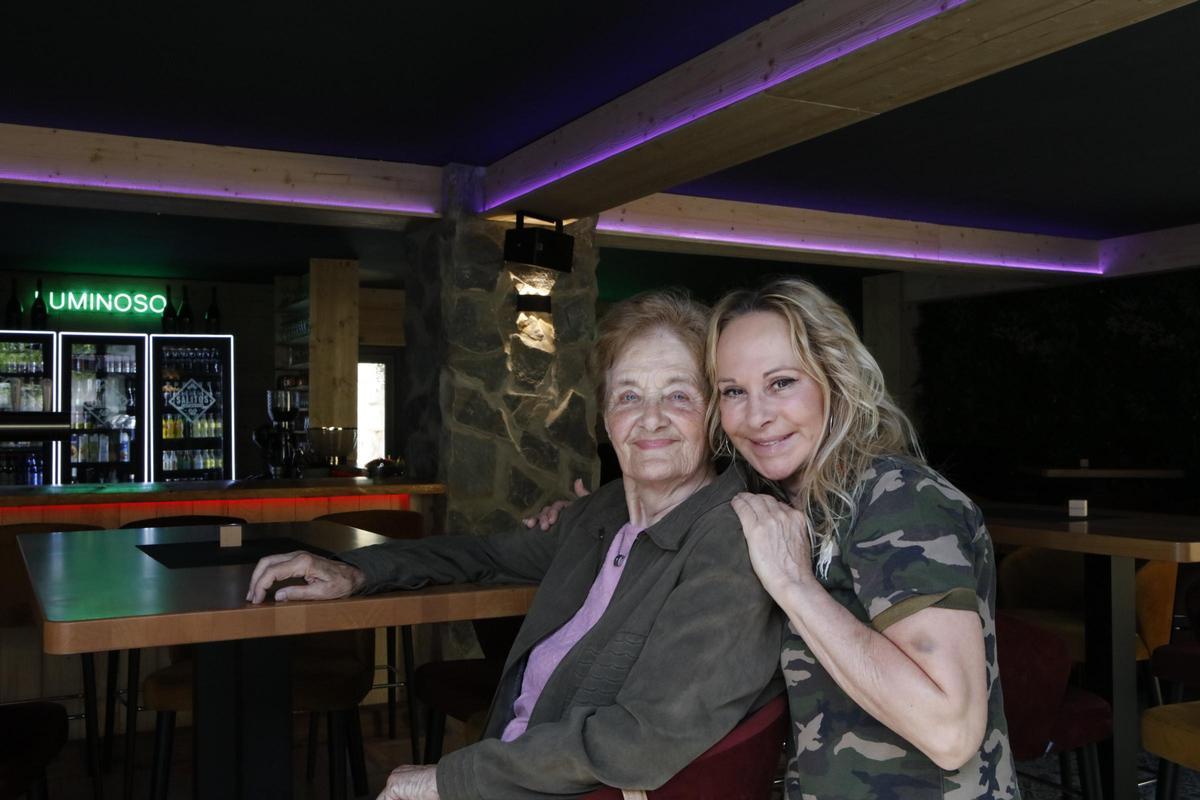 Vom "La Tasca" zum "Schatzi": Diese Verwandlung hat das neue Lokal von Krümel in Peguera durchgemacht Vom "La Tasca" zum "Schatzi": Diese Verwandlung hat das neue Lokal von Krümel in Peguera durchgemacht