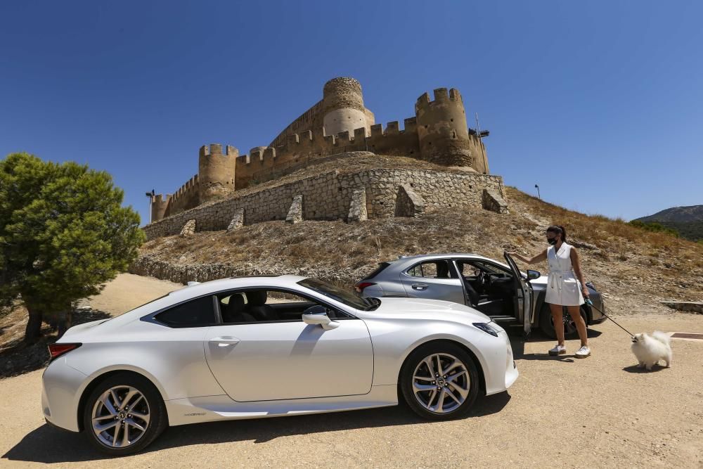 Lexus recorre la Ruta de Castillos de la provincia de Alicante