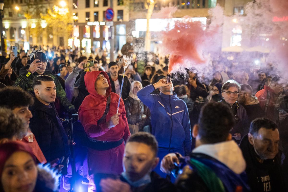 La celebración de la victoria histórica de Marruecos en el centro de Barcelona