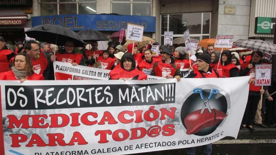 Protesta de la Plataforma de Afectados por la Hepatitis C, en Santiago.