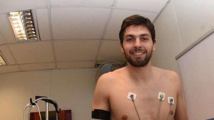 Germán Lux, ayer durante el reconocimiento médico con River Plate.