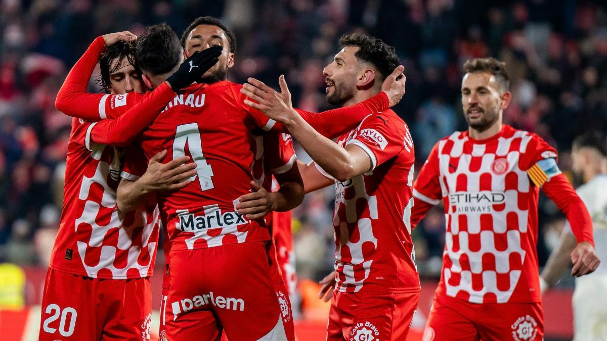 Buen ambiente en el primer entrenamiento del 2025 del Girona