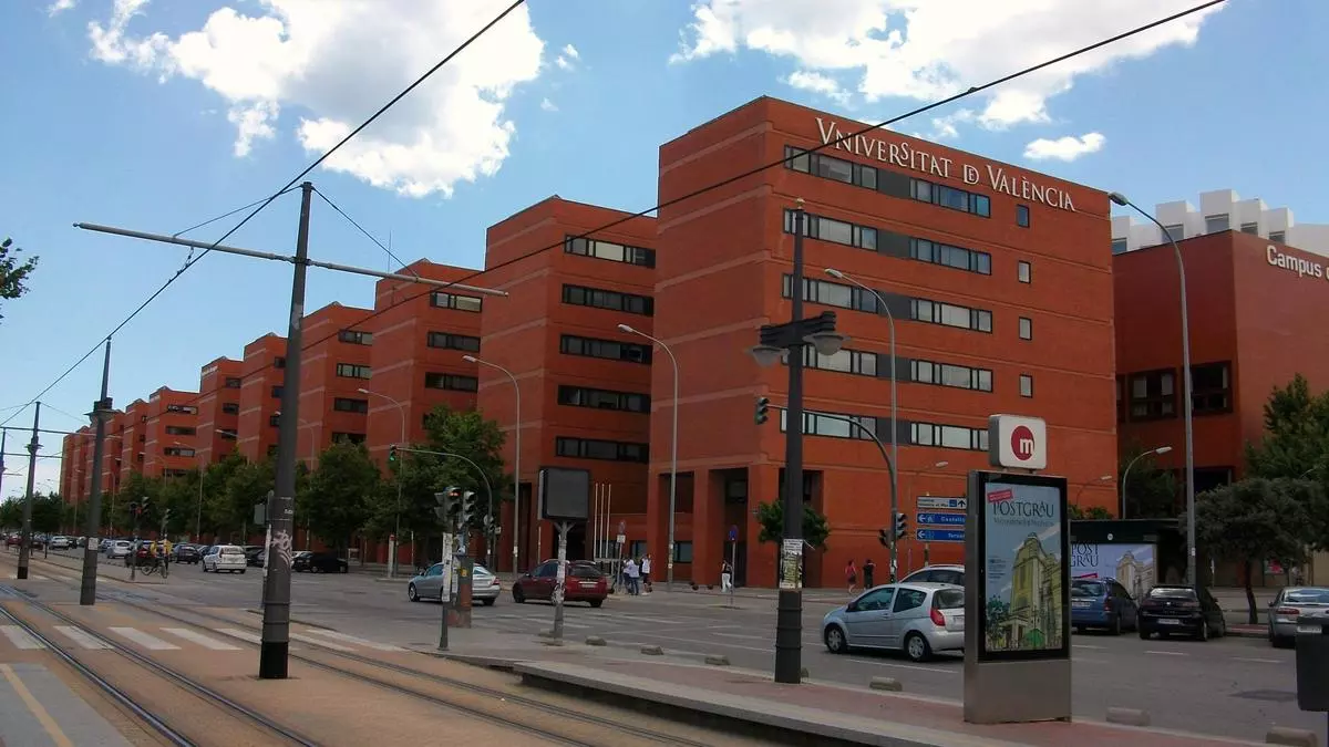 El sorprendente sueldo de los profesores de Universidad en España
