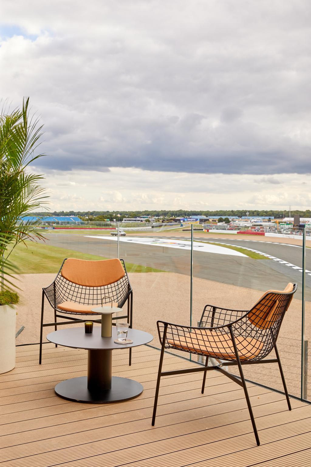 Vistas privilegiadas desde la terraza de las villas de Silverstone.