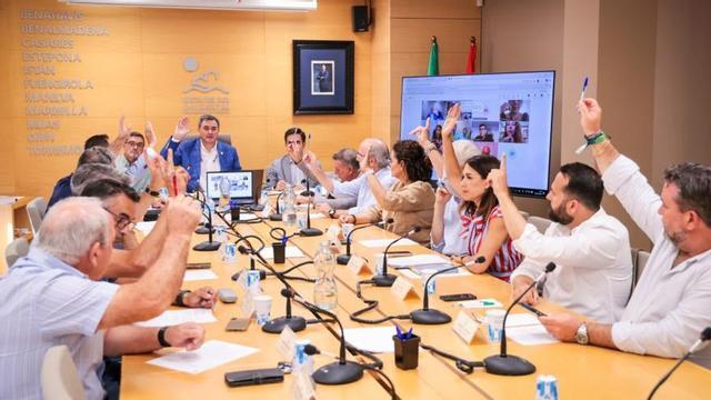 La Asamblea de la Mancomunidad, ayer, durante la sesión.