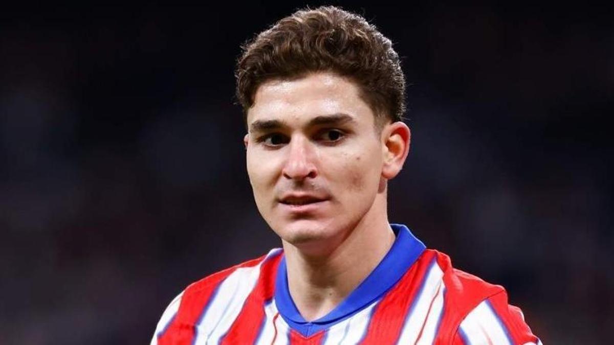 Julián Álvarez, con la camiseta del Atlético de Madrid