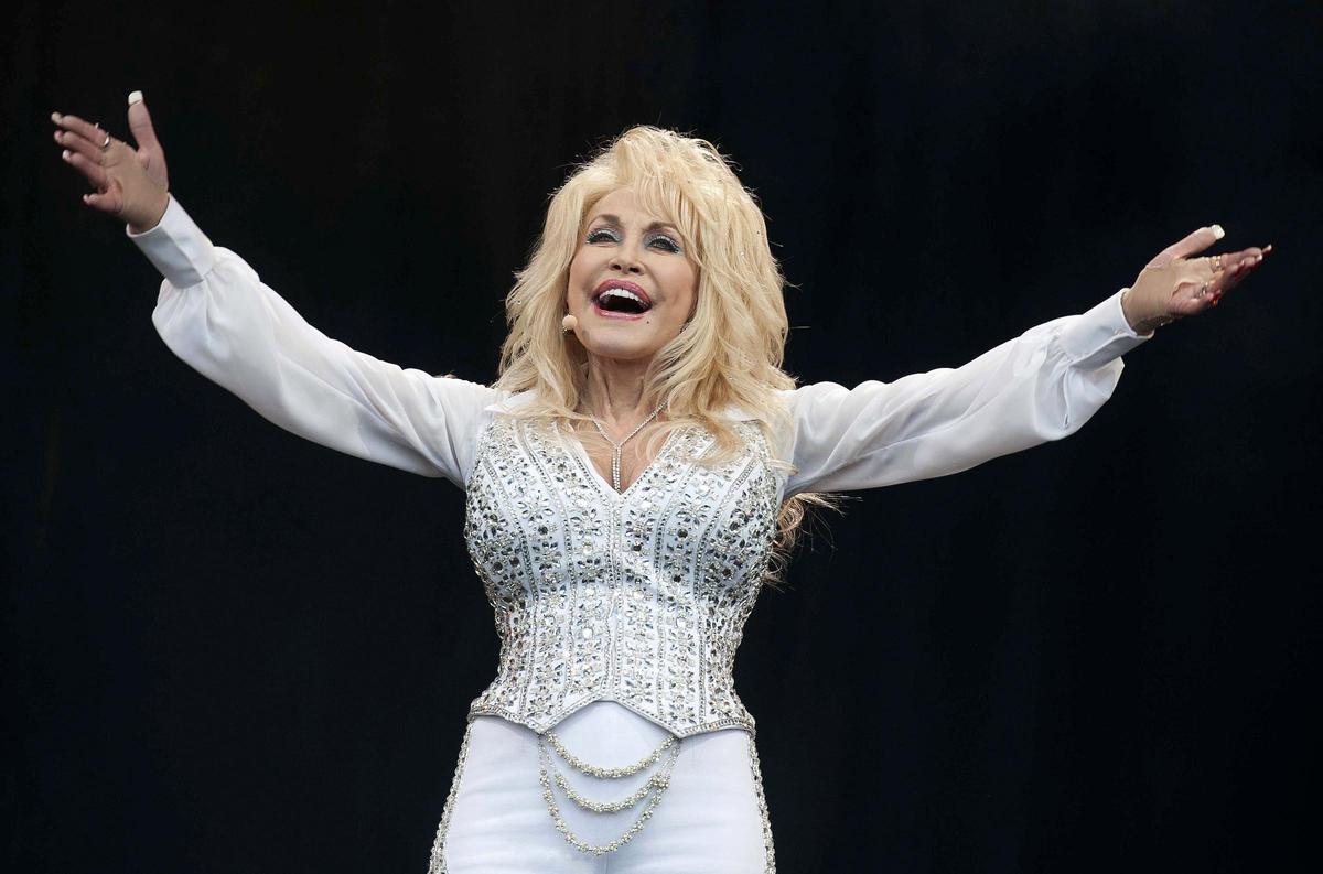 Dolly Parton sacará su primer disco de rock.