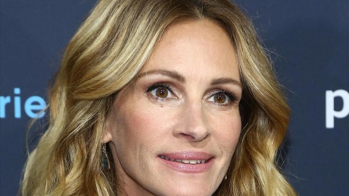 Julia Roberts defiende los baños de género neutro