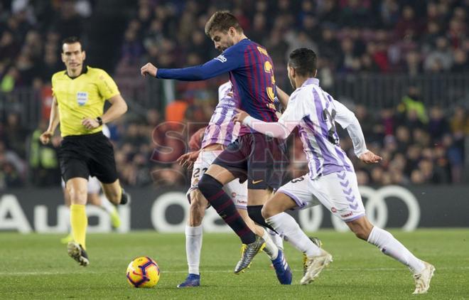 Las imágenes del partido de La Liga Santander entre el FC Barcelona y el Valladolid (1-0) disputado en el Camp Nou