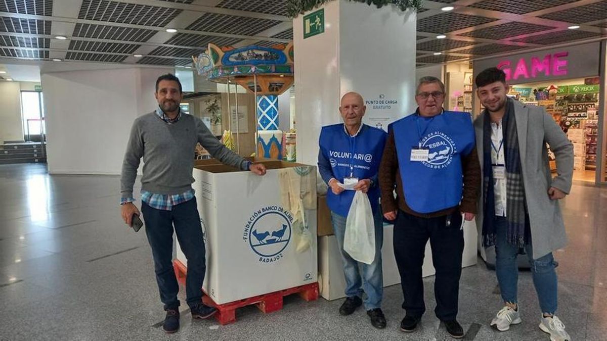 Voluntarios de 'La Gran Recogida' 2022