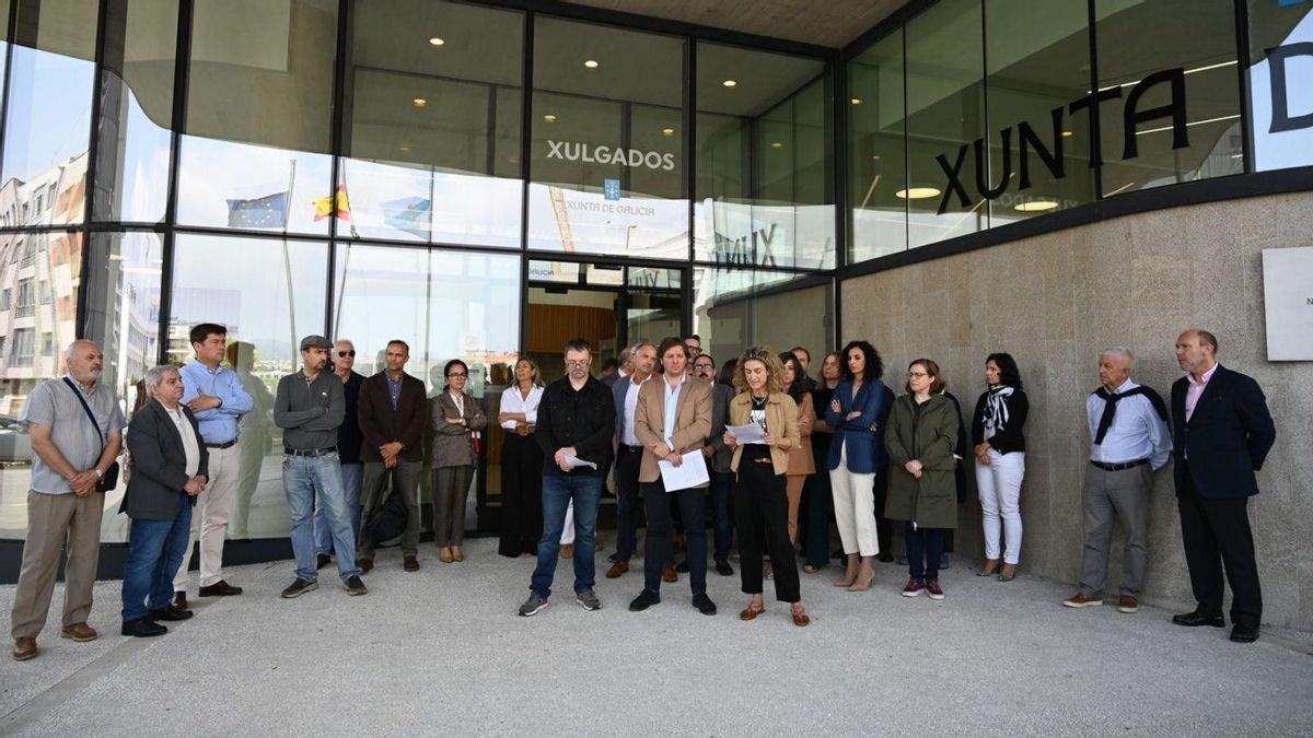 Concentración ante los juzgados de A Parda en Pontevedra.
