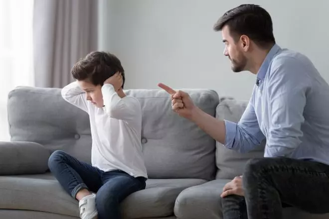 Un nuevo estudio confirma que pegar a los niños no previene problemas de conducta