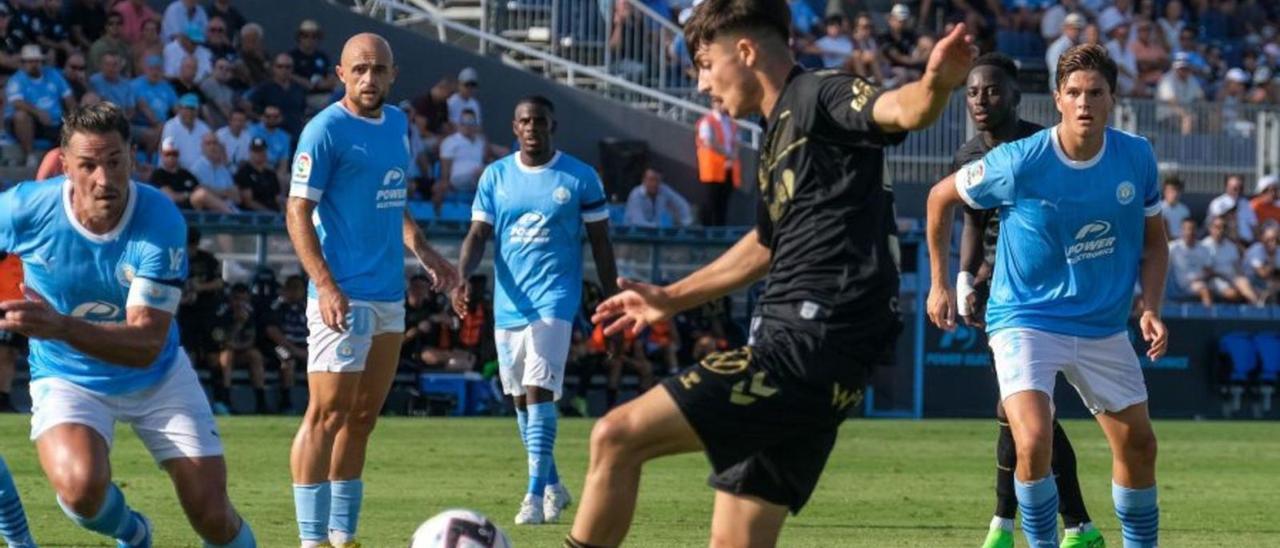 Alberto Martín, Teto, en el transcurso del partido ante el Ibiza.  | | LALIGA