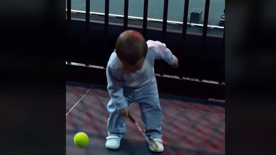 El hijo de Rafa Nadal da sus primeros raquetazos en Las Vegas
