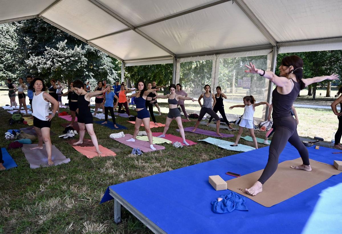 PONTEVEDRA.Fiesta del Yoga en la Illa das Esculturas