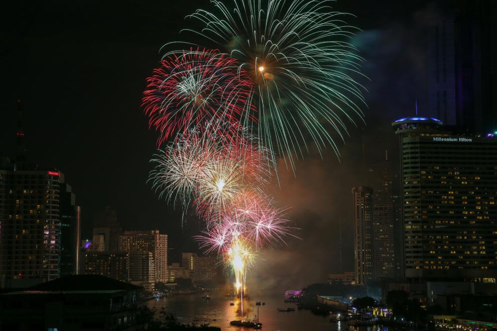 Focs artificials des de Bangkok per rebre el 2018