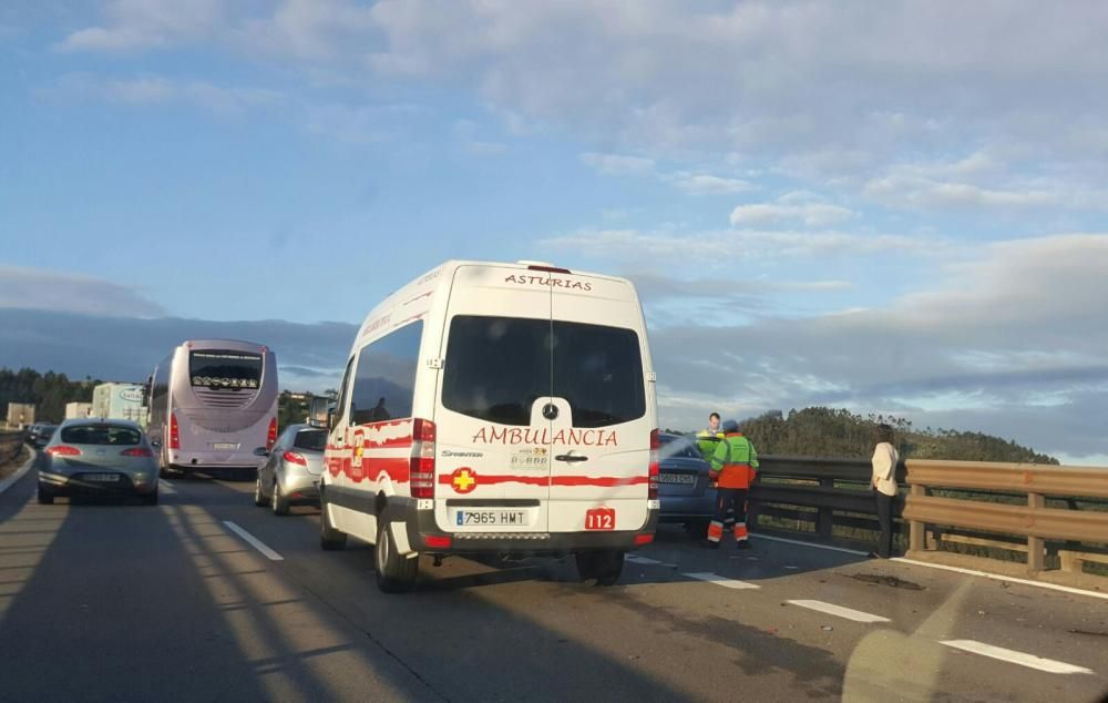 Accidente múltiple en la autopista "Y"