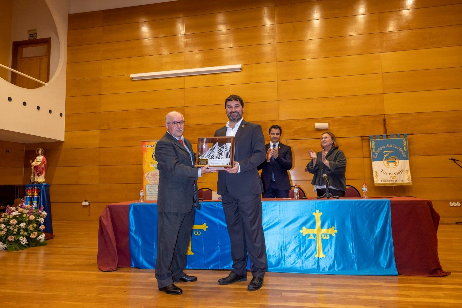 EN IMÁGENES: Así fue la fiesta de Santa Bárbara en el Centro Asturiano de Torrevieja
