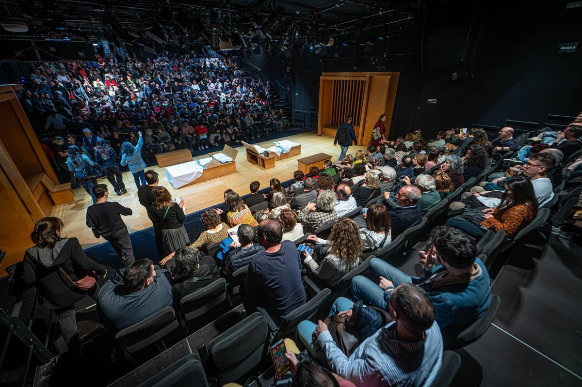 Elling llena La Villarroel en la primera edición de Cap Butaca Buida.