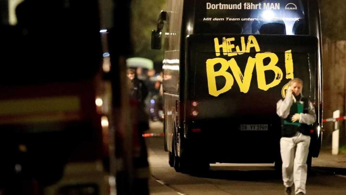 Imagen del autobús del Borussia Dortmund