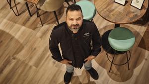 El cocinero Armando Álvarez, en el restaurante Capet.