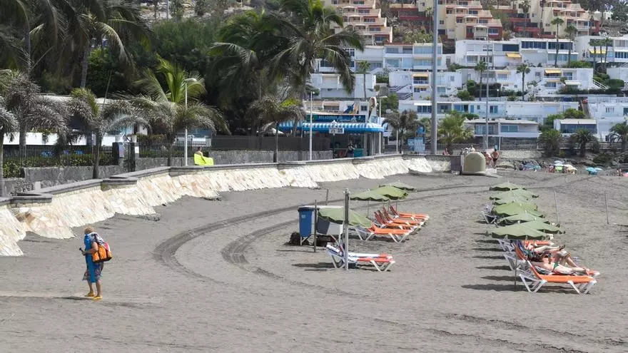 Un hombre fallece por ahogamiento en la playa de San Agustín