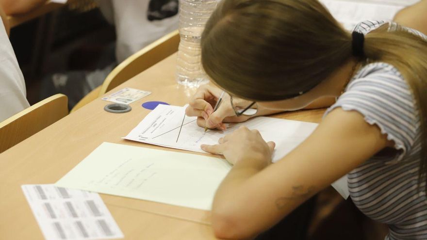 El doble grado de Física y Matemáticas de la Universidad de Sevilla, el grado con la nota de corte más alta de Andalucía