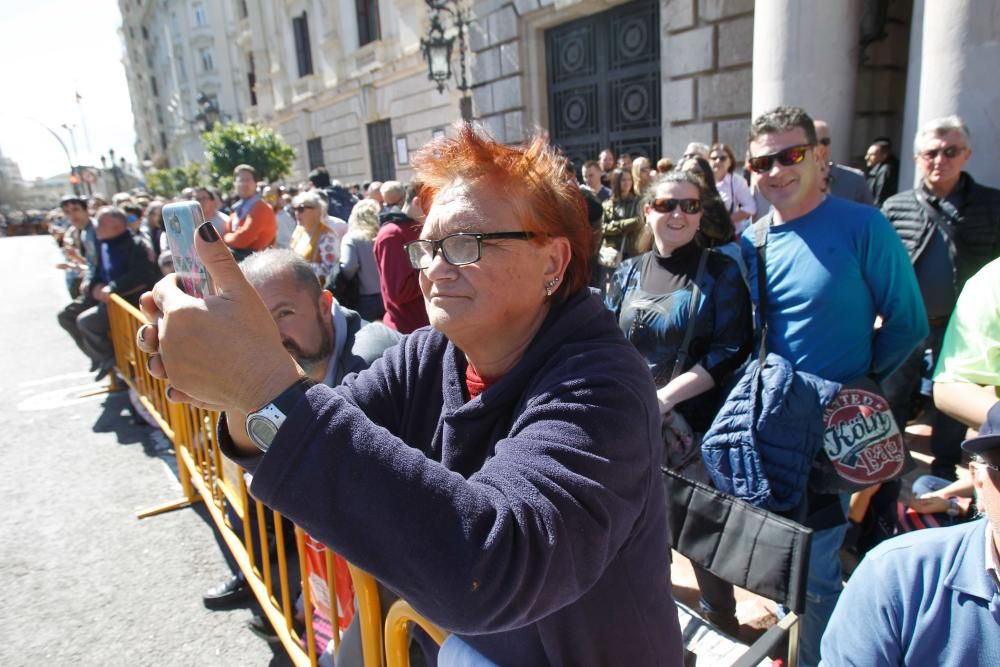 Búscate en la mascletà del 12 de marzo