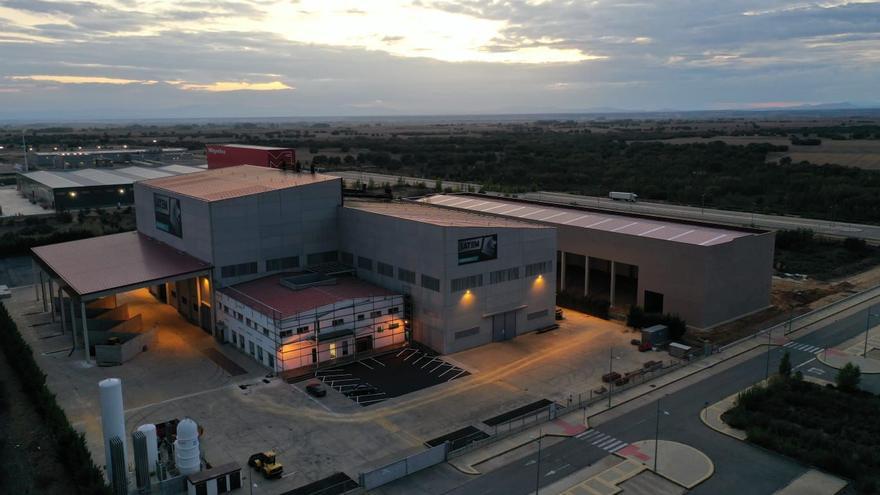 Latem Aluminium, participada por Asla, cesa temporalmente su actividad