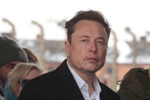 Elon Musk anuncia el implante del primer chip cerebral de Neuralink en un ser humano