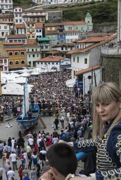 Cudillero se llena para escuchar el sermón de l' Amuravela