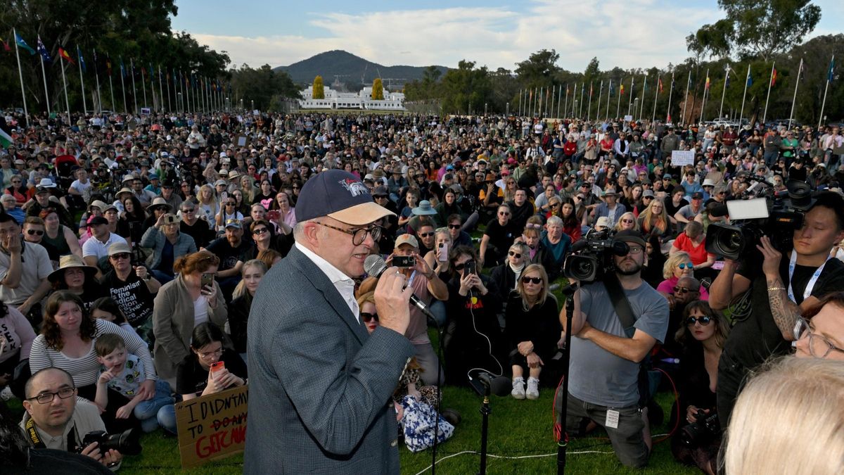 El mandatario australiano califica la violencia contra las mujeres como una &quot;crisis nacional&quot;