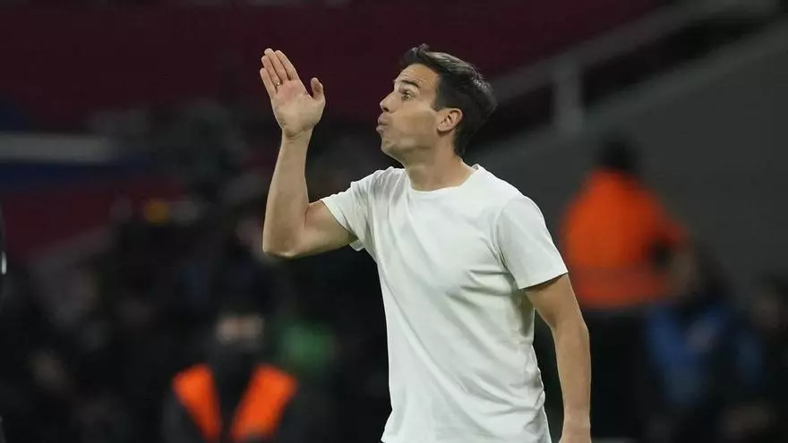 Iñigo Pérez: "La historia del Rayo merece ser contada"