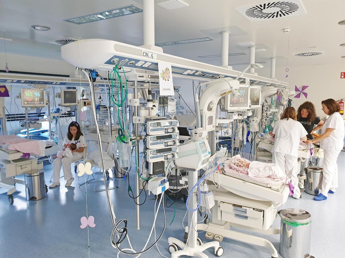 La unidad de neonatología del hospital Álvaro Cunqueiro, en una imagen de archivo.