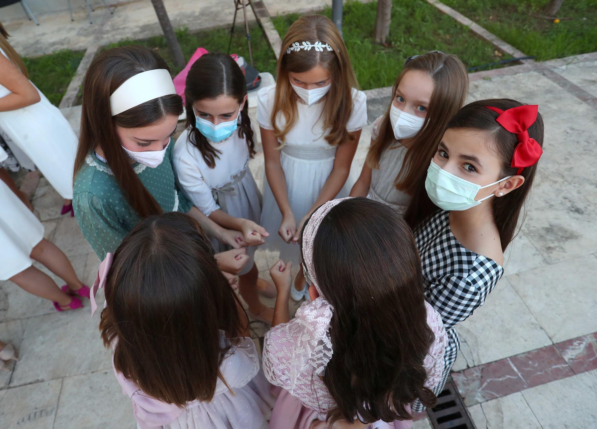 Primera aparición de las candidatas a falleras mayores de València 2022