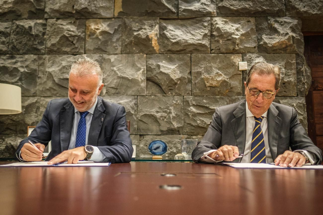 Acuerdo de colaboración entre el Gobierno de Canarias y La Caixa