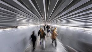 El transport públic català habilitarà un botó lila digital