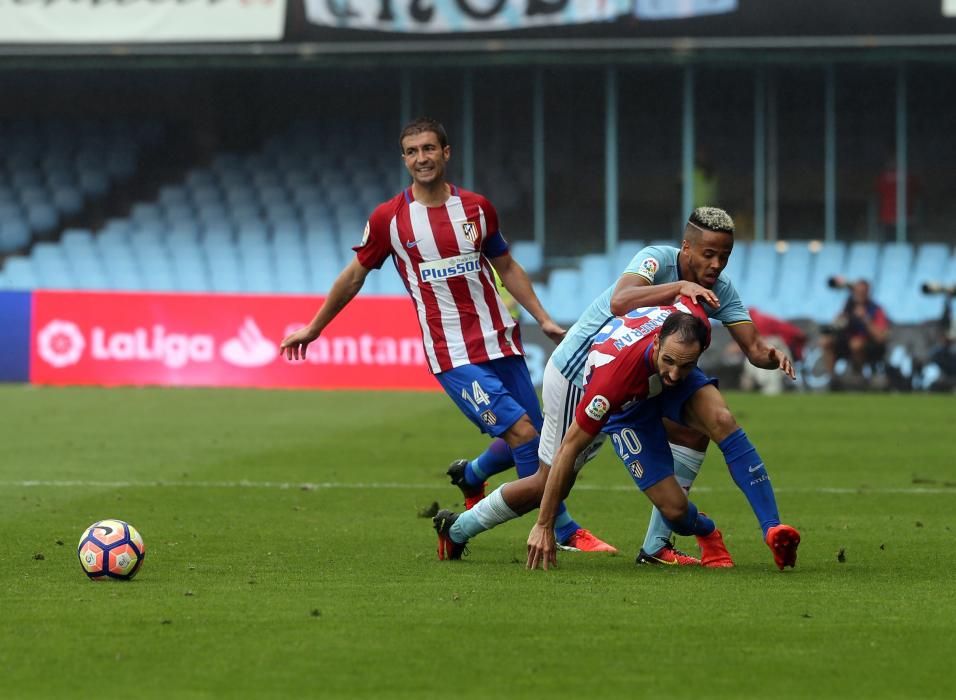 El Atlético de Madrid arrasó al Celta en una segunda parte para el olvido después de que los vigueses hubieses sido superiores durante los primeros cuarenta y cinco minutos