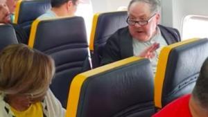 racist-man-refuses-to-sit-next-to-elderly-black-woman-on-ryanair-flight