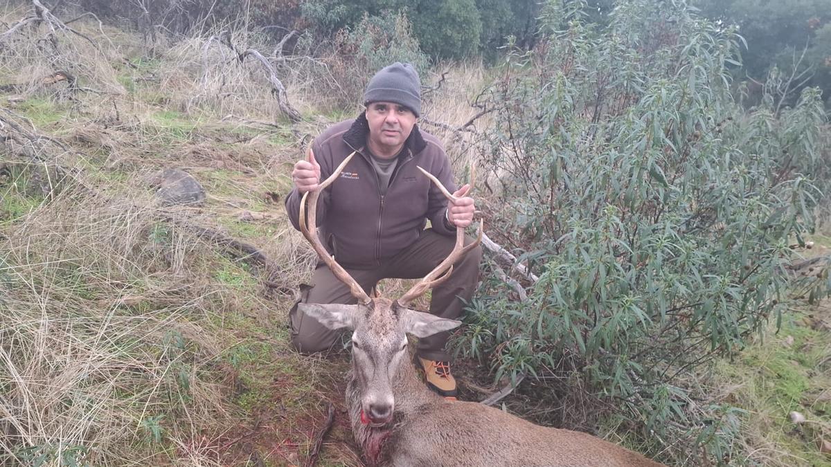El hostelero meco Pablo Agrelo, durante una jornada de caza mayor en Castilla.