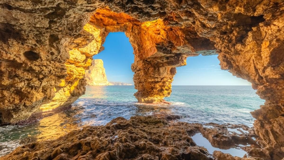 Ni en Tailandia ni en Bali: esta espectacular cueva secreta está en la costa de Alicante