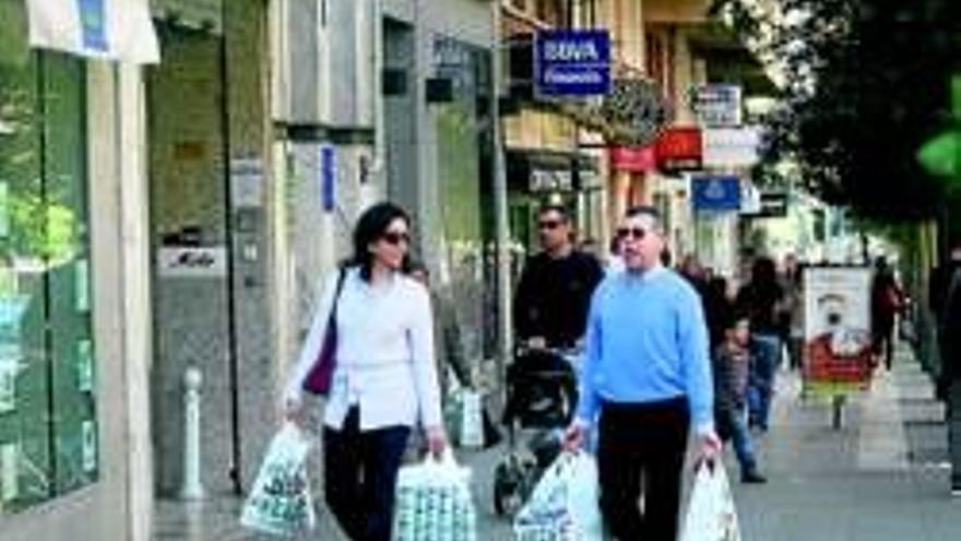 Santa Marina quiere iniciar su centro comercial abierto antes del verano
