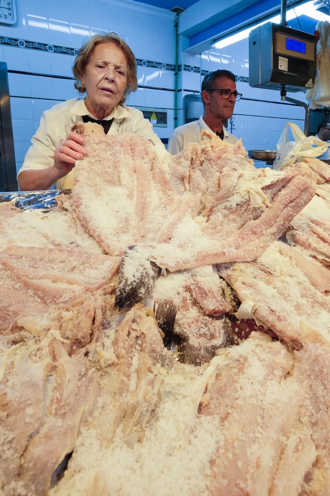 Compra de los ingredientes para el sancocho de Semana Santa